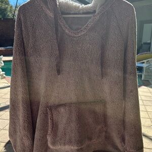 Brown Crew Neck Sweater with Soft Fuzzy Fabric and Classic Style